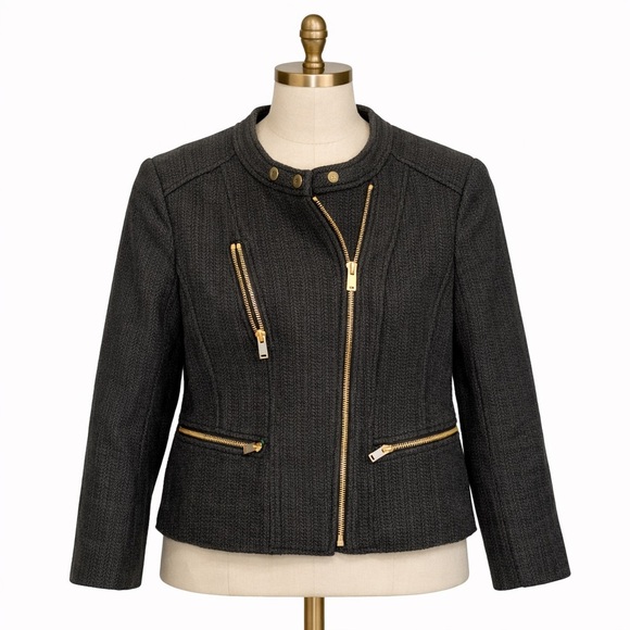 Ann Taylor Jackets & Blazers - Ann Taylor Black Off Center Front gold Zipper Closure Blazer Suit Jacket  SZ 8‌